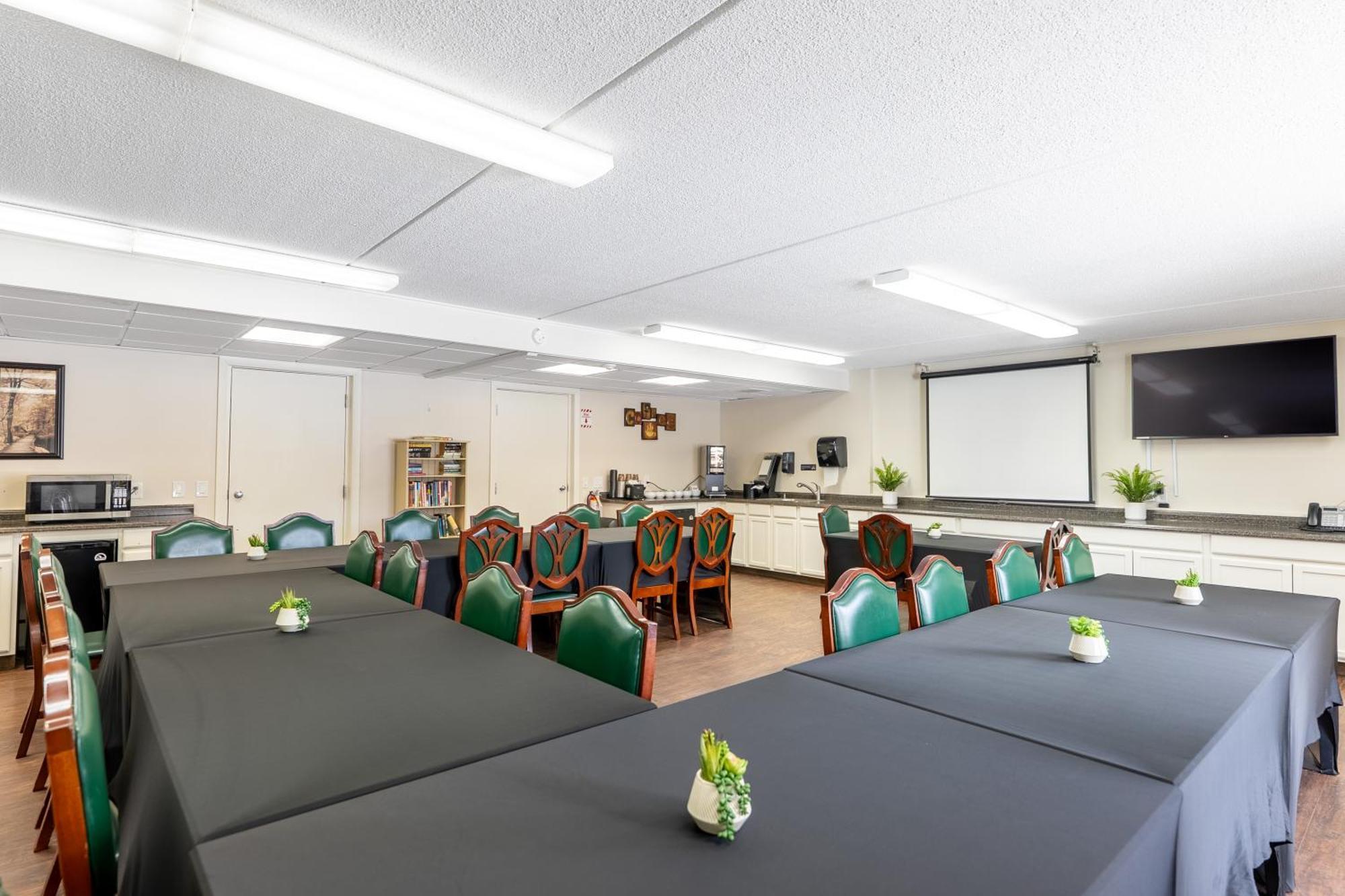 Fireside Inn & Suites Gilford Exteriér fotografie