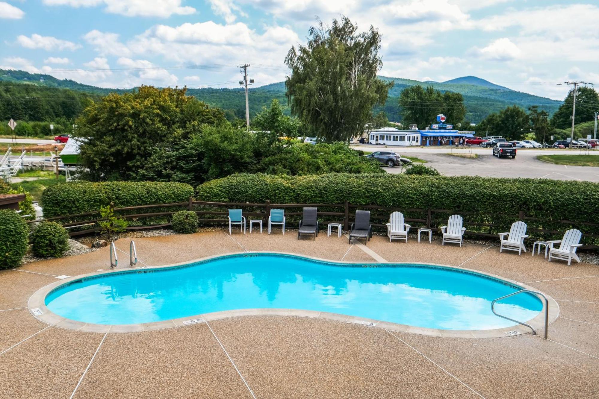 Fireside Inn & Suites Gilford Exteriér fotografie