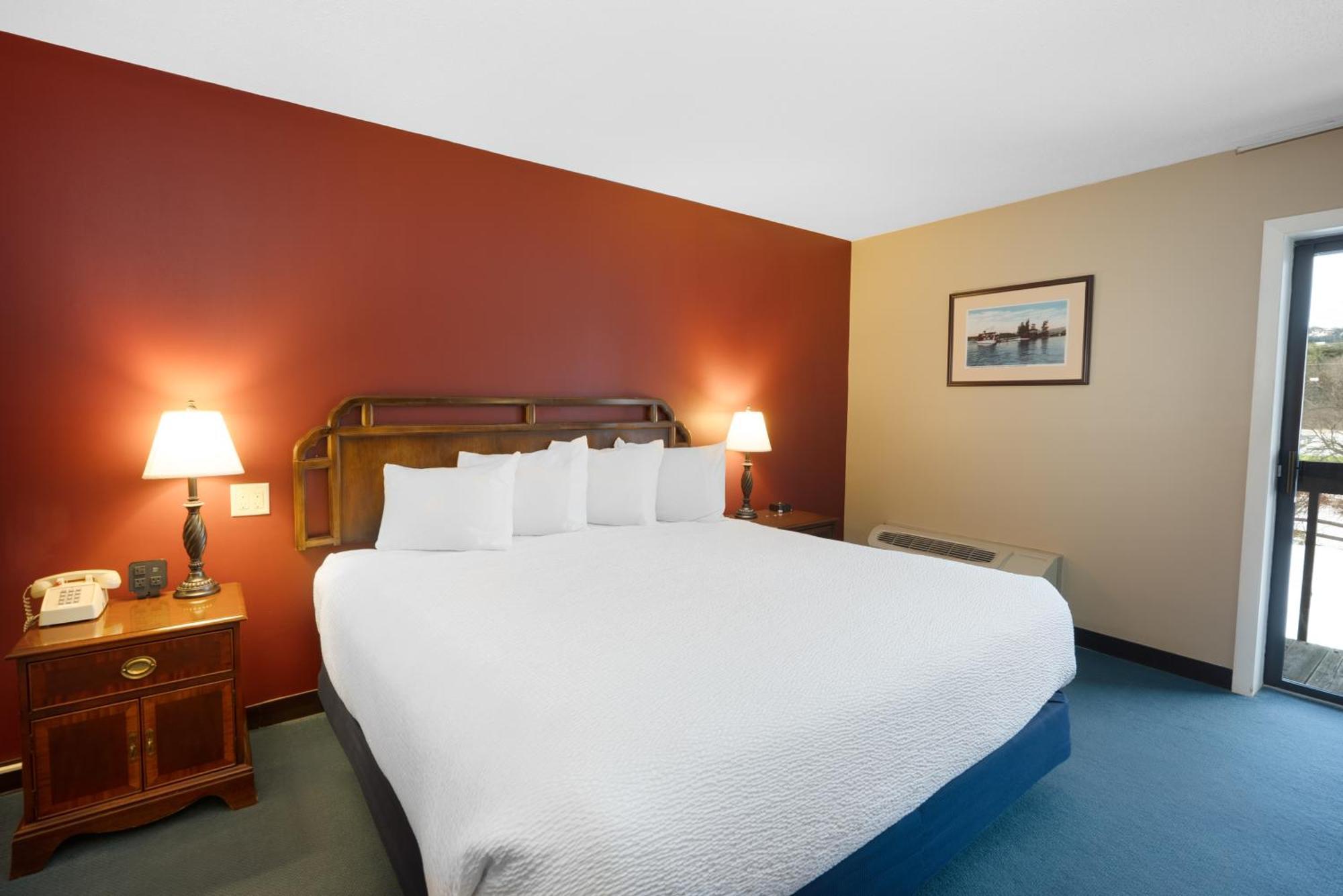 Fireside Inn & Suites Gilford Exteriér fotografie