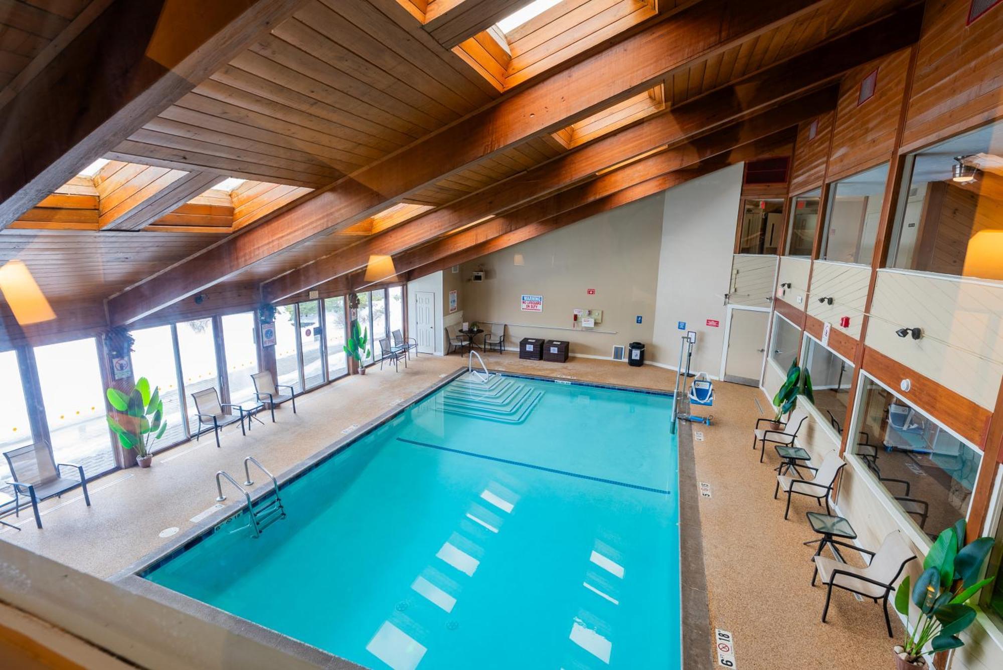 Fireside Inn & Suites Gilford Exteriér fotografie